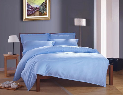 Простыня Страйп-сатин на резинке Голубая